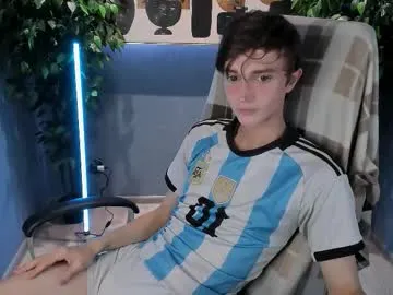 nagi_112 – webcam model profile photo Image 17