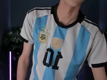 nagi_112 – webcam model profile photo Image 18