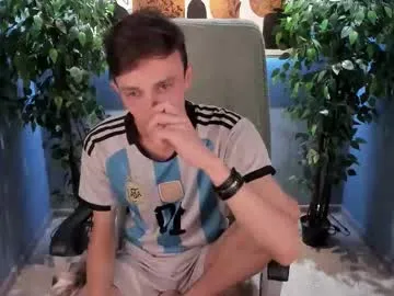 nagi_112 – webcam model profile photo Image 3