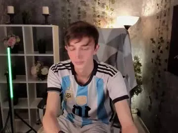 nagi_112 – webcam model profile photo Image 8