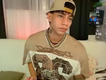 AnaSmile – webcam model profile photo Image 3