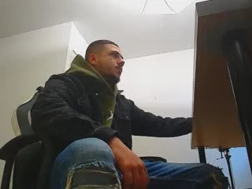 WitchAnnie – webcam model profile photo Image 19