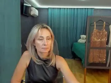 Awesomelusty – webcam model profile photo Image 17