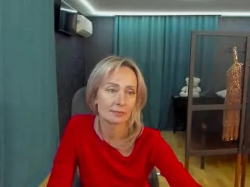 Awesomelusty – webcam model profile photo Image 5