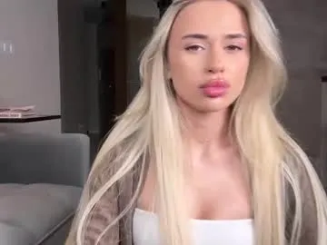 Earth_001 – webcam model profile photo Image 2