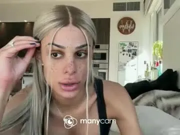 juliebunny667 – webcam model profile photo