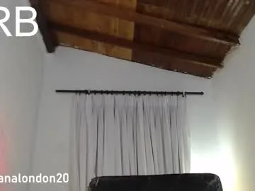 IORio2 – webcam model profile photo Image 7