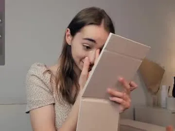 loving_ladies – webcam model profile photo Image 12