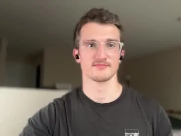 paroncho – webcam model profile photo Image 4