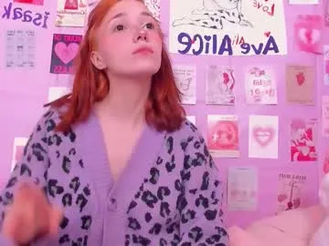 Nicoleevien – webcam model profile photo Image 11