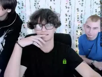 minirini – webcam model profile photo Image 12