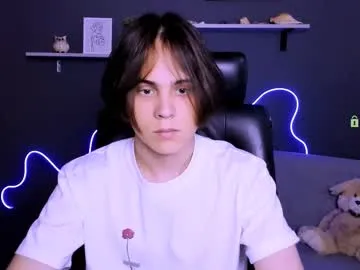 minirini – webcam model profile photo Image 2