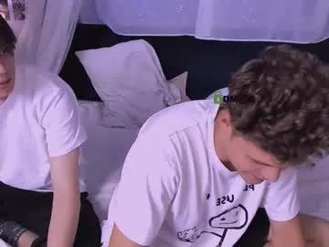 minirini – webcam model profile photo Image 9