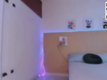 Todays_Dream – webcam model profile photo Image 8