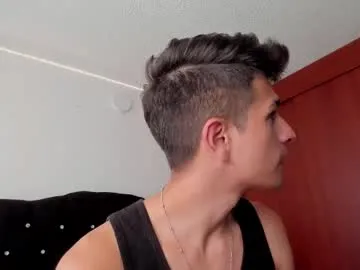 PabloArena – webcam model profile photo Image 12