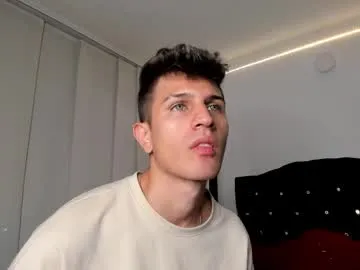 PabloArena – webcam model profile photo Image 18