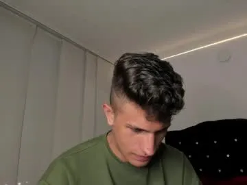 PabloArena – webcam model profile photo Image 19