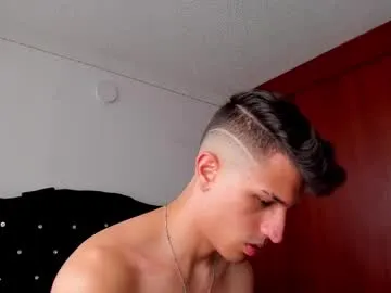 PabloArena – webcam model profile photo Image 2