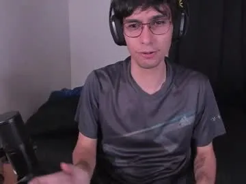 otouhu76 – webcam model profile photo Image 14