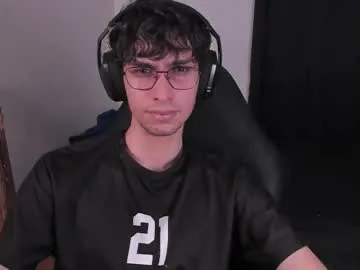 otouhu76 – webcam model profile photo Image 9