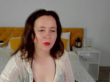 LissyLuxe – webcam model profile photo Image 5