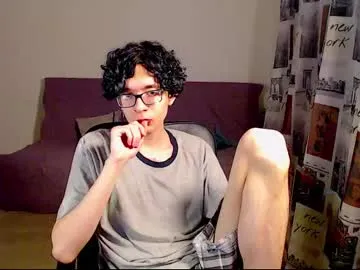 AlisaMoss – webcam model profile photo Image 3