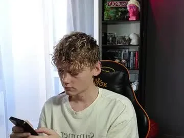 kai101010 – webcam model profile photo Image 17