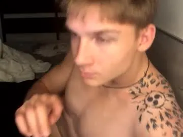 Benson18y – webcam model profile photo Image 16