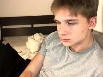 Benson18y – webcam model profile photo Image 19