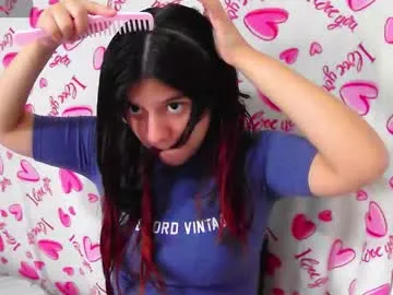 _Alicee_1 – webcam model profile photo Image 16