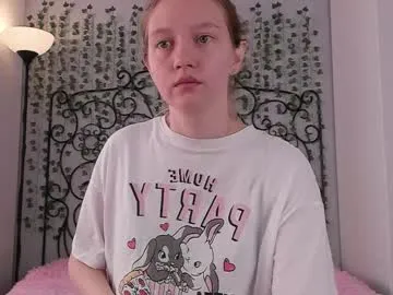 baby_kitte – webcam model profile photo Image 11