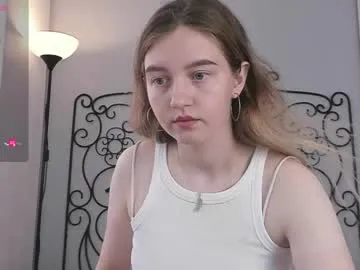 baby_kitte – webcam model profile photo Image 2