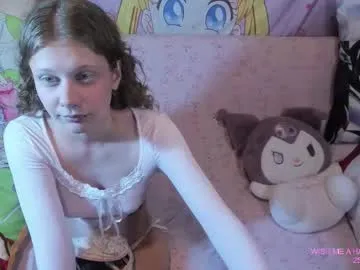 l1ttlekiki Image 19