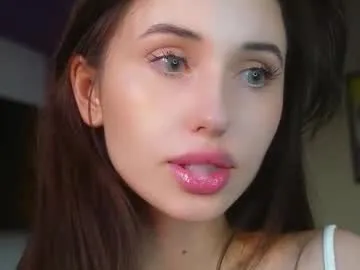 _Alicee_1 – webcam model profile photo Image 18