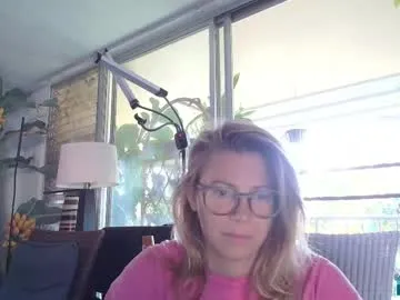 dears_pearlss – webcam model profile photo Image 12