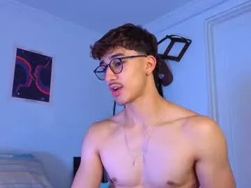 PabloArena – webcam model profile photo Image 13