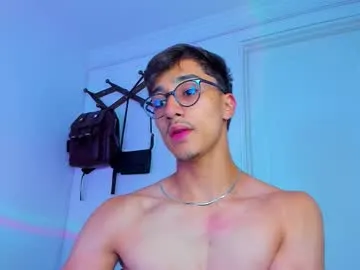 PabloArena – webcam model profile photo Image 8