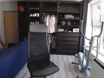 someone_sweet – webcam model profile photo Image 17