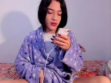 lily_weep – webcam model profile photo Image 3