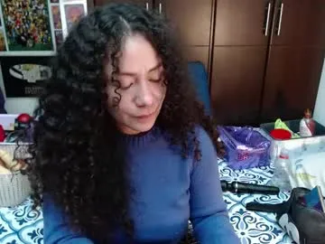 dears_pearlss – webcam model profile photo Image 8