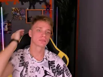 kai101010 – webcam model profile photo Image 2