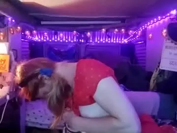 bisexualmilf – webcam model profile photo Image 17