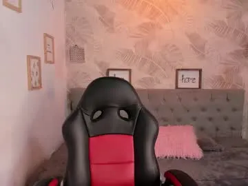 loving_ladies – webcam model profile photo Image 9