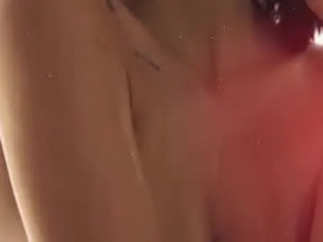 Loverhot12 – webcam model profile photo Image 19