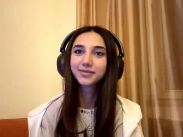 ariel_andcharlotte – webcam model profile photo Image 9