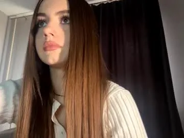 YU-KI00 – webcam model profile photo Image 5