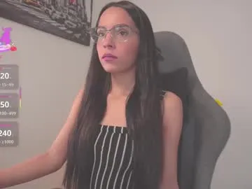 Earth_001 – webcam model profile photo Image 2