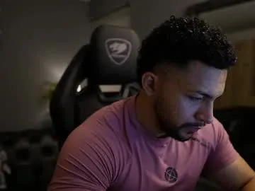 ariel_andcharlotte – webcam model profile photo Image 5