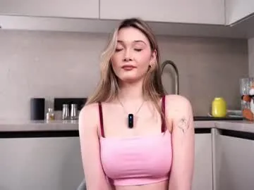 LucieMontez_mml – webcam model profile photo Image 18