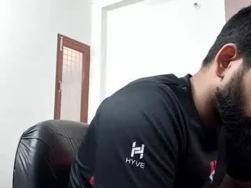 loving_ladies – webcam model profile photo Image 8